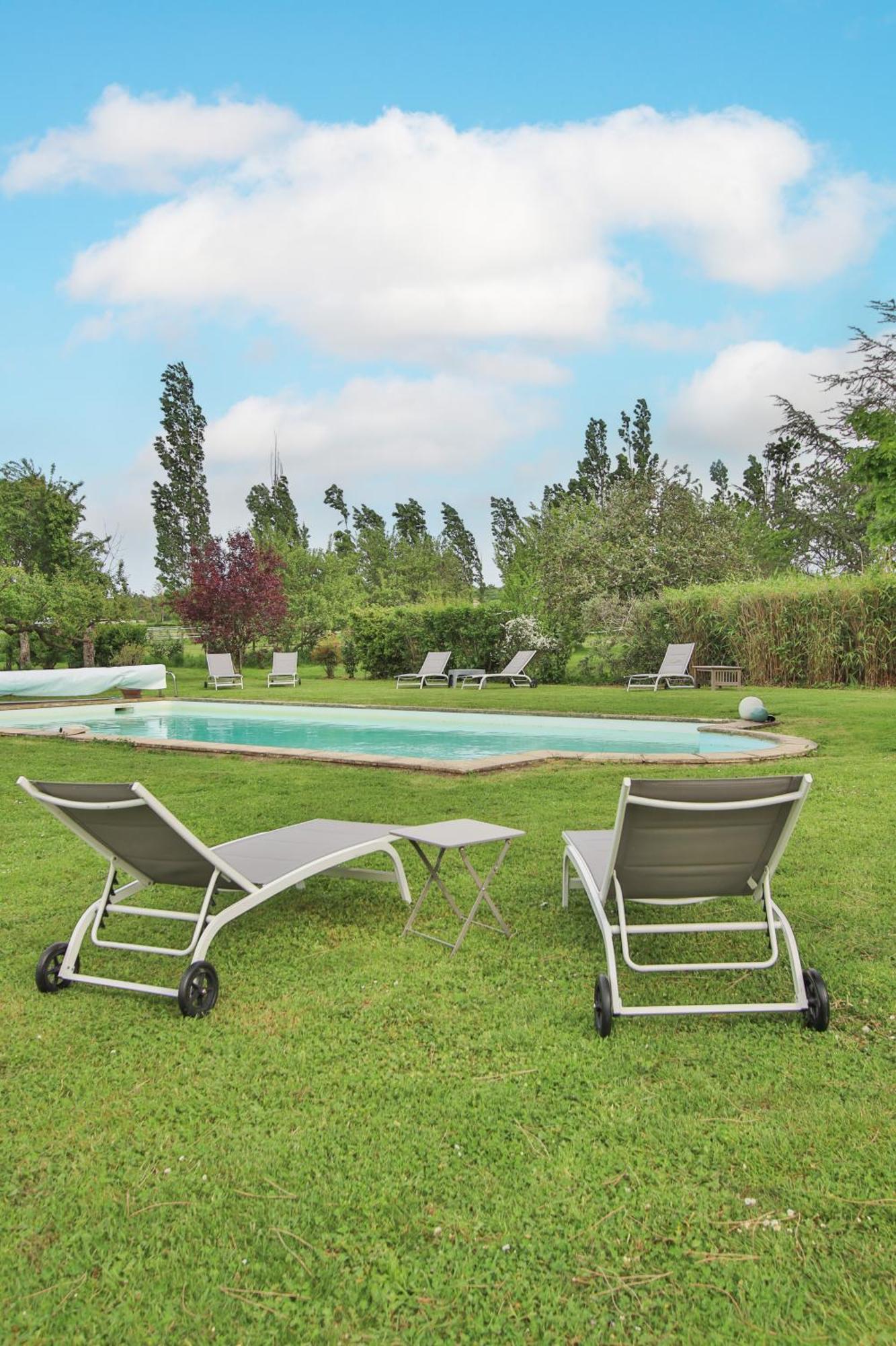 Domaine D'Aromm - Chambres D'Hotes & Gites - Piscine, Etangs & Animaux - Au Calme Ouches Exterior photo
